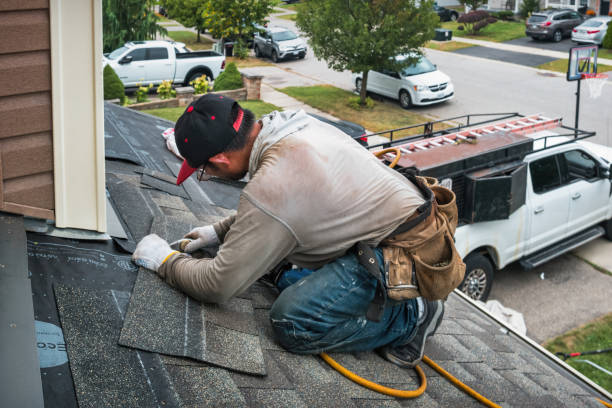 Professional Flat Roof Repair technician working in Heisson, WA